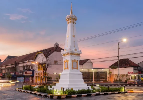 Potret salah satu keistimewaan Jogja, Tugu Jogja.