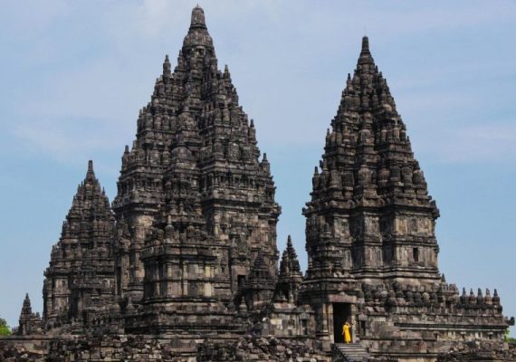 Potret salah satu keajaiban Jogja, Candi Prambanan.