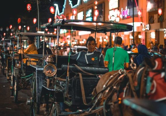 5 keuntungan liburan di Jogja.