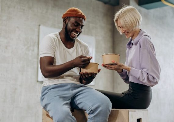 ilustrasi 5 cara menyantap gudeg