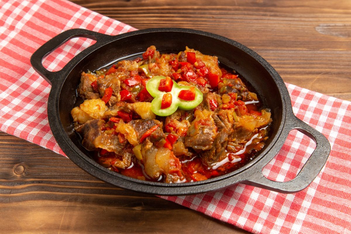 Brongkos: Kuliner Langka Khas Jogja yang Masih Diburu Penikmat Rasa Otentik