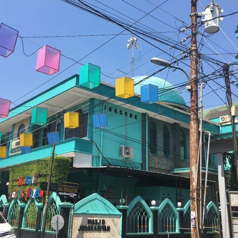 Tradisi Masjid di Jogja yang Menyediakan Takjil